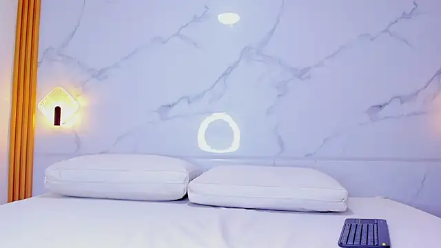 melanie harl online show from February 23, 8:41 pm