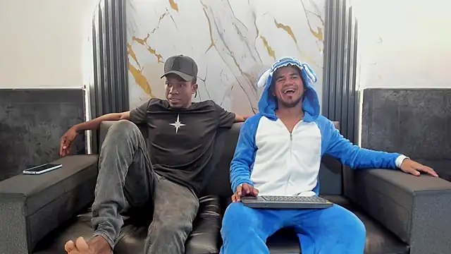 Latins on fire online show from March 27, 11:55 am