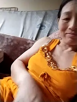 lris-Beauty77 online show from March 7, 3:19 pm