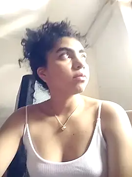 sweetlittlesin online show from March 2, 10:15 pm