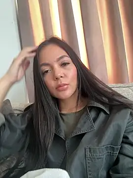 HiddenHalo1 online show from April 22, 12:02 pm