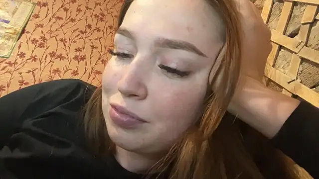 Hanna  Montanna online show from February 27, 3:01 pm