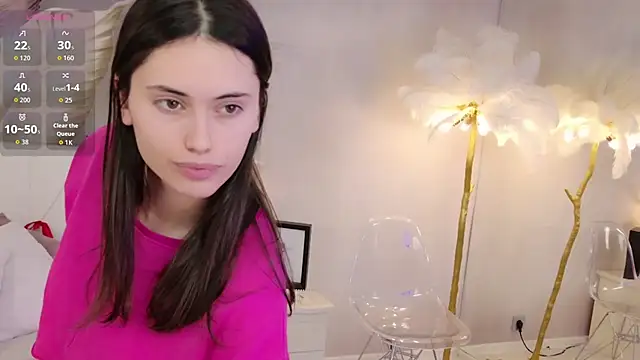 Lunaa Babygirl online show from March 12, 2:20 pm