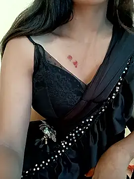 CuteShruti online show from April 16, 9:31 am