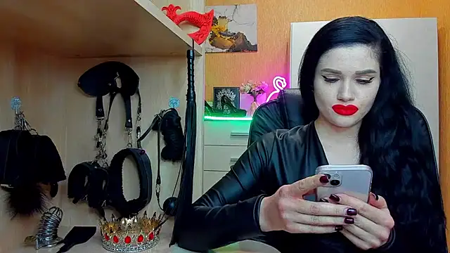 KristiTopxx online show from April 8, 7:49 pm