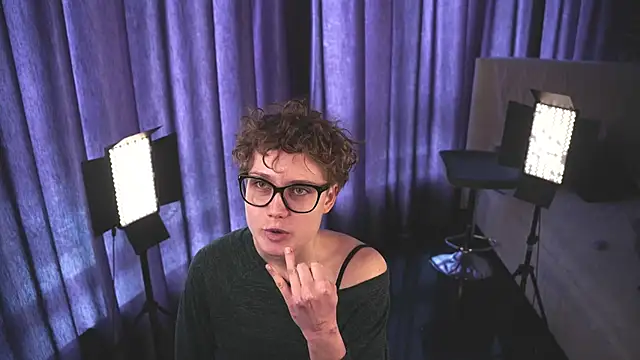 LibbyDuhl online show from March 3, 7:25 am