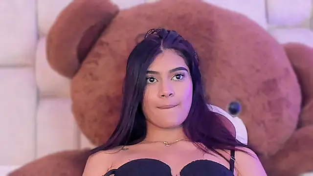 KatherineRuiz  online show from February 28, 4:17 pm