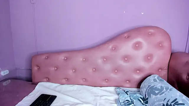 IrisBound online show from March 12, 6:43 pm