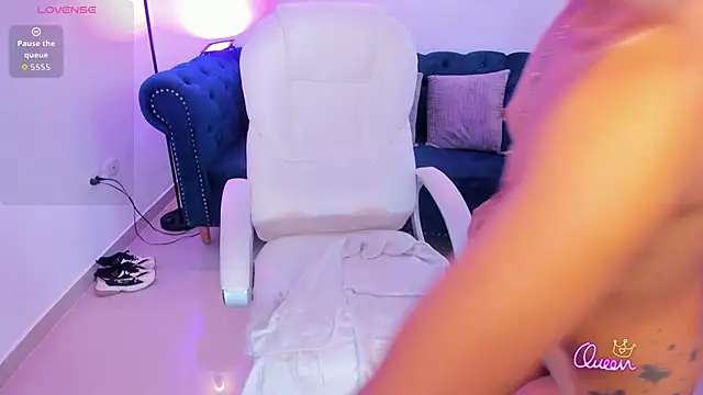 mystic nova  online show from March 22, 11:27 am