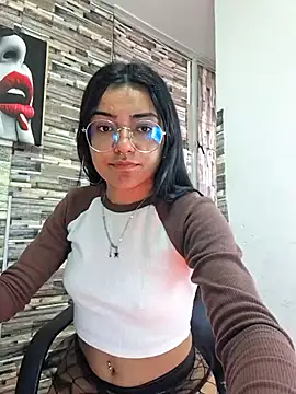 Amber rhose online show from February 24, 8:51 pm