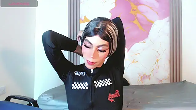 Gema Jones  online show from March 23, 7:42 pm