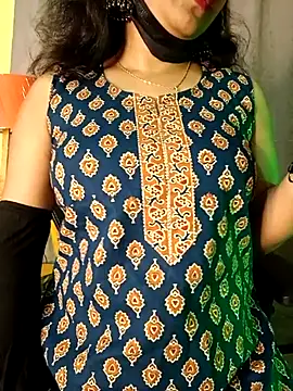 Kritika05 online show from June 9, 7:02 pm