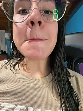 MysticKitty7 online show from April 9, 2:25 am