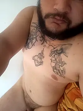 priscilaf online show from April 15, 12:39 pm