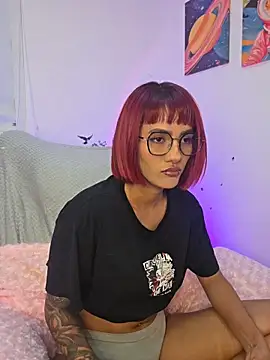 Nixtaylor1 online show from April 4, 11:36 pm