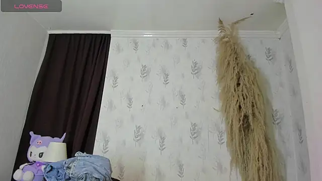 Babyfox gh online show from April 8, 7:49 pm