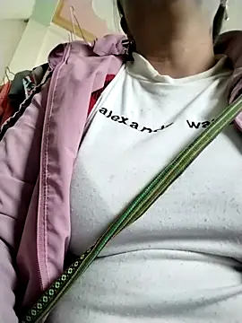 lyly sexx online show from March 1, 6:57 am