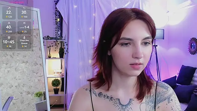 VittoriaNix online show from April 16, 8:19 pm