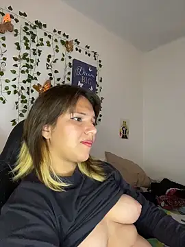 aurora bela online show from March 13, 6:26 am