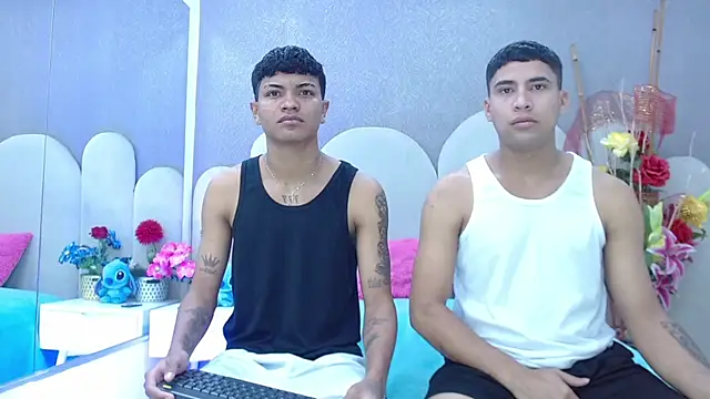 party duo boys online show from May 2, 3:54 am