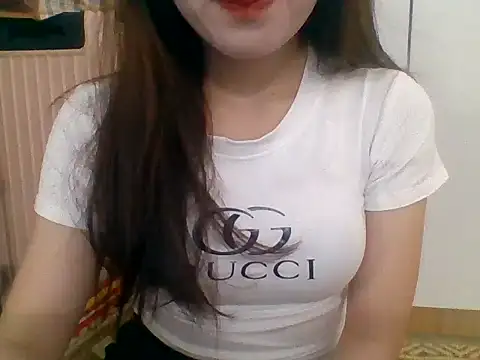 kiraa-007 online show from April 10, 4:35 pm