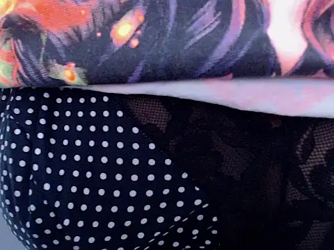 thalia perveertt online show from April 15, 3:34 pm