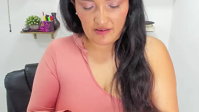 Stefy cg online show from April 17, 9:50 pm