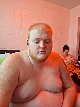 Sexydaddyredandgirls online show from May 1, 10:24 pm