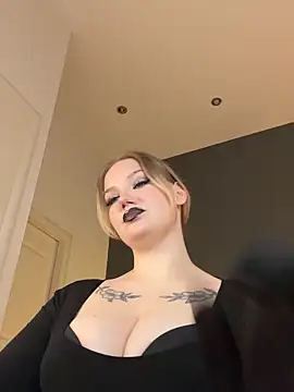 seesamnoir online show from April 3, 6:44 am