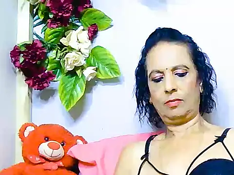 Hot queen58 online show from June 1, 6:20 pm