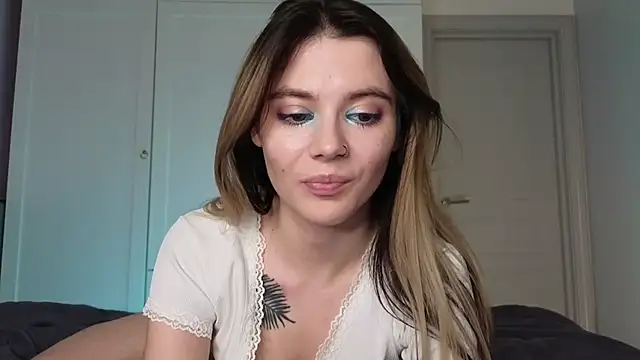 AliceTease online show from May 30, 4:59 pm