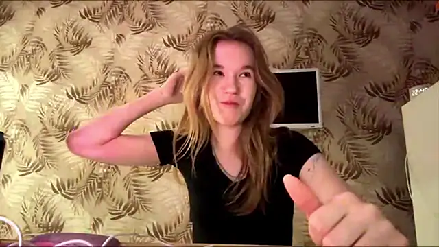 LeomaJee online show from April 10, 5:41 pm