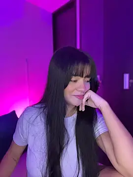 Sophia Wy online show from April 17, 5:31 am