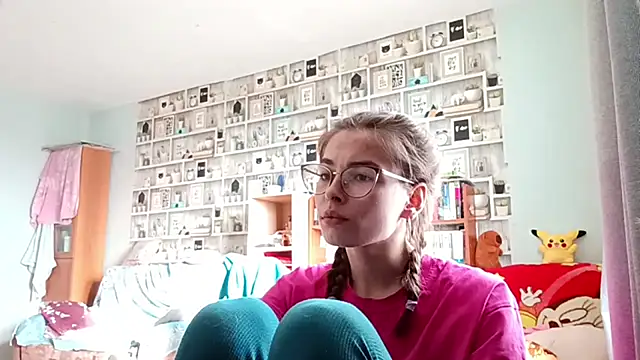 JInaMillsap online show from April 16, 8:03 am