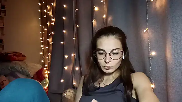 JInaMillsap online show from April 1, 9:21 am