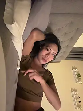 vanessamarieee online show from March 2, 2:11 am