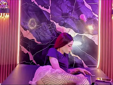 Zafira House  X online show from April 2, 4:10 am