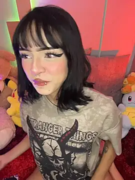 Taylor  0 online show from April 5, 1:21 pm