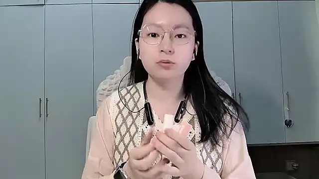 Eeya-36 online show from April 29, 8:14 pm