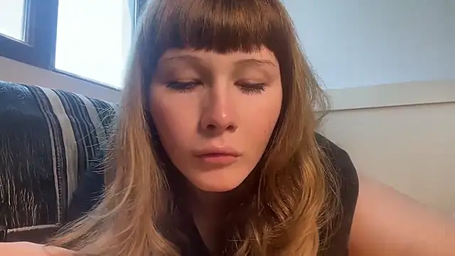 AlexaGudz online show from June 2, 10:38 am