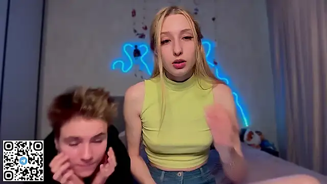 Emma Willson online show from July 7, 3:48 pm