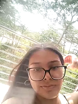 pregnant kitten01 online show from March 3, 7:53 pm