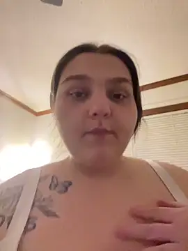 bbwnikki69 online show from March 25, 2:06 am