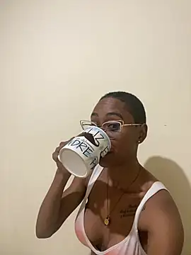 Nina vegas online show from April 19, 10:48 am