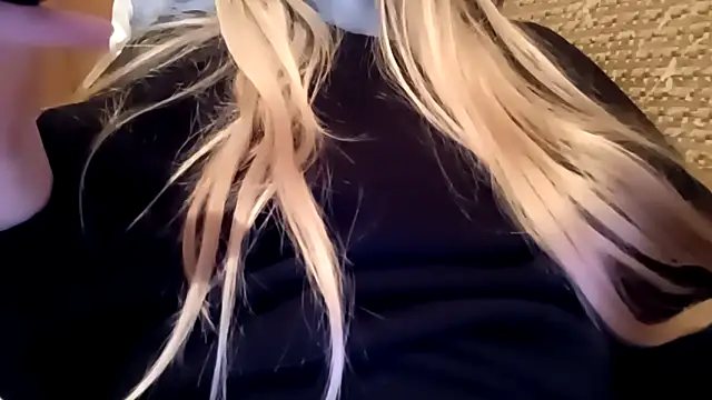 pinkpinkpinkpinkdoll online show from April 1, 6:38 pm