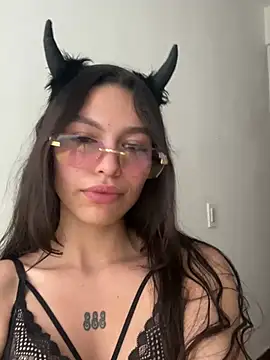 SweetCherry   online show from March 7, 9:00 pm