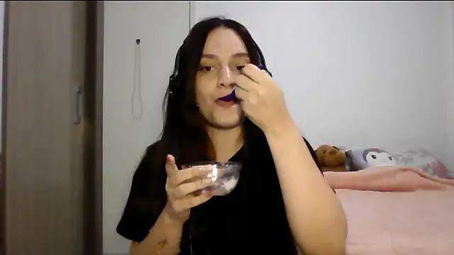 Willowlk online show from March 27, 10:43 pm