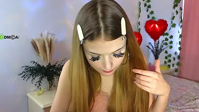 Enji Rey online show from March 11, 10:41 am