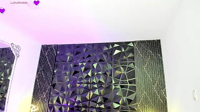 CristineRain online show from April 16, 4:13 am