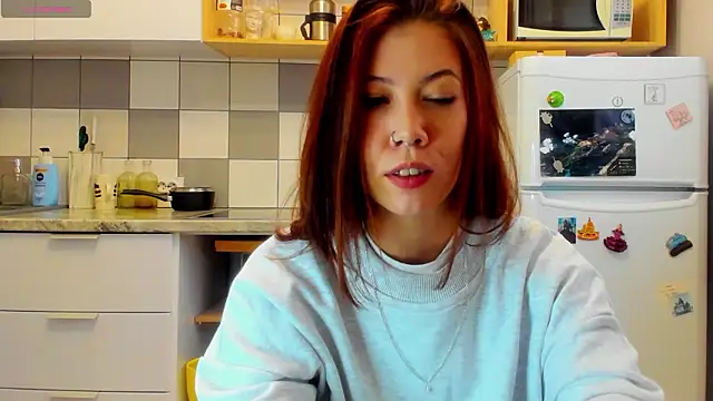 ooopsybritney online show from March 25, 1:03 pm